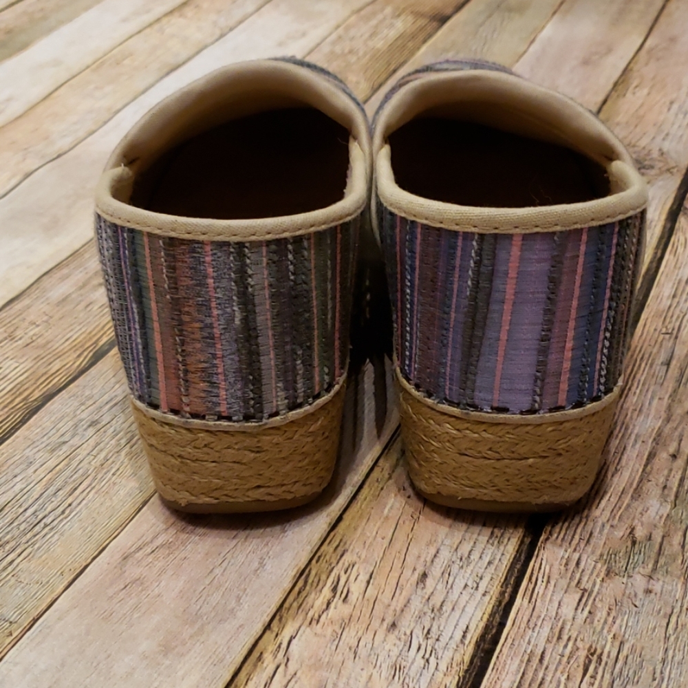 Dansko Clogs - Picture 4 of 7
